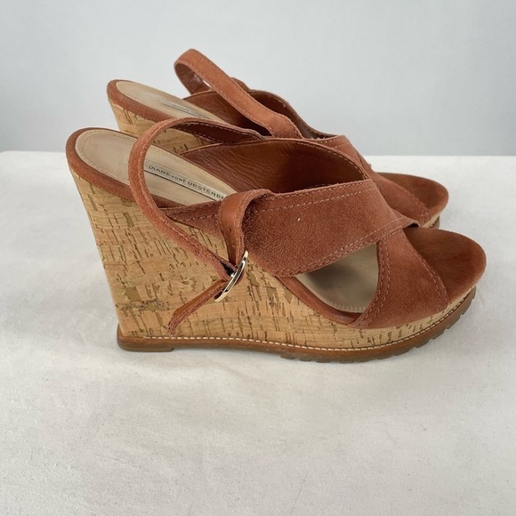 Diane Von Furstenberg Sylvia Suede Wedge Sandals in Brown Size 8.5 - Picture 7 of 8